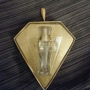 Never used heavenly spray(Victoria secret)